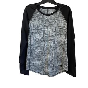 The North Face Fash Dry Long Sleeve Gray & Black Outdoor Fitted Top Size M